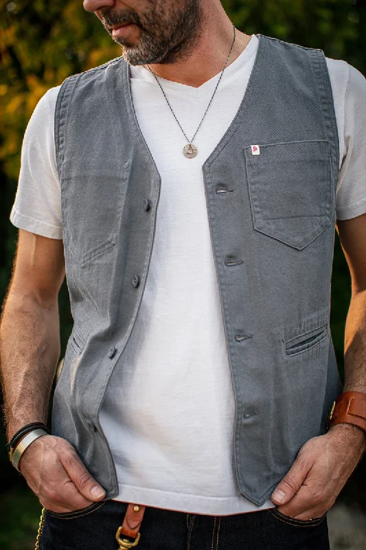 Classic White V-Neck T-Shirt Vacation Vacation