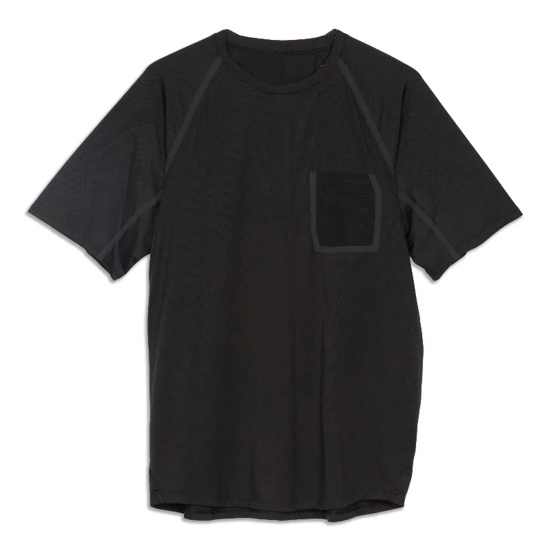 Ventilated Hiking Short Sleeve Shirt - Resale Luxurious Men's High Luxurious Men's High