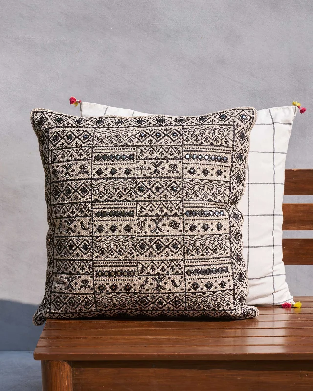 Morocco Mosaic Cushion Cover (Black) Trendy Men's Bucket